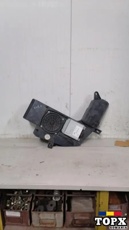 Difuzor bass spate Audi A4 B7 8e903538203s