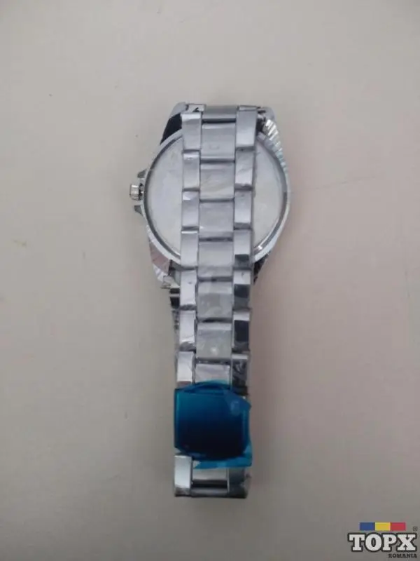 Ceas Quartz Yolako curea inox nou.