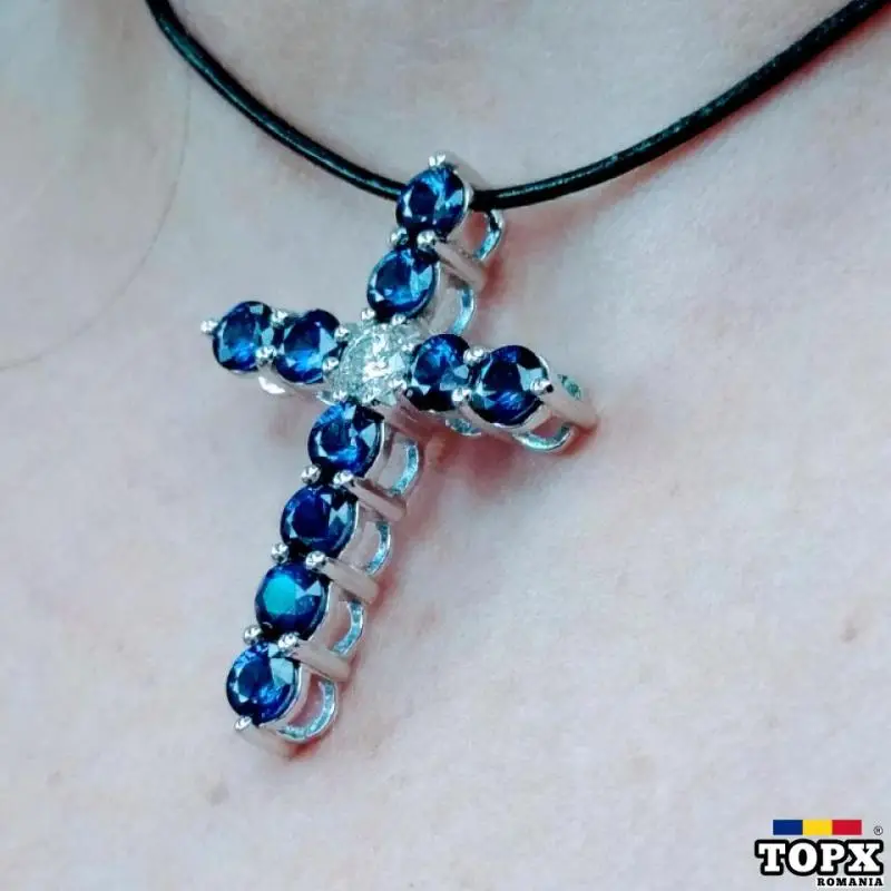 Pandant Cruce Aur Alb 18k 5.53gr cu Safire 1.50ct si Diamant Brilliant 0.20ct G-Vs AED182633