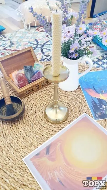 Ingrijitor copii / Asistent educator