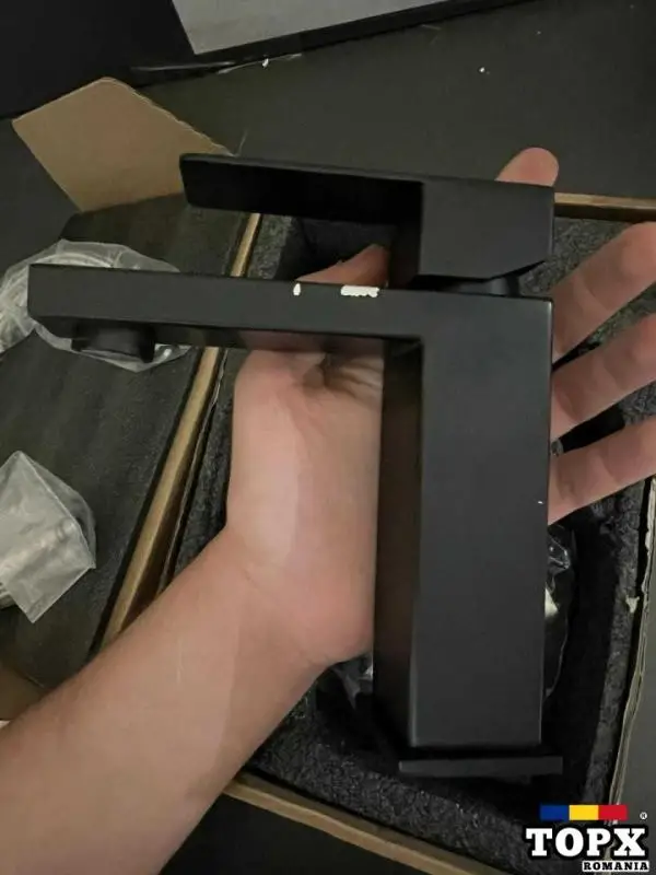 Baterie neagra lavoar chiuveta kenes ( grohe)