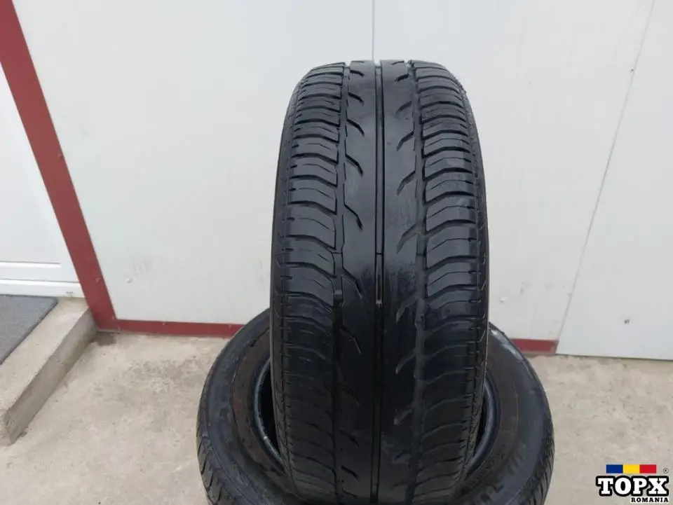 100 lei bucata! Set anvelope de vara 215 55 16 Fulda - 2