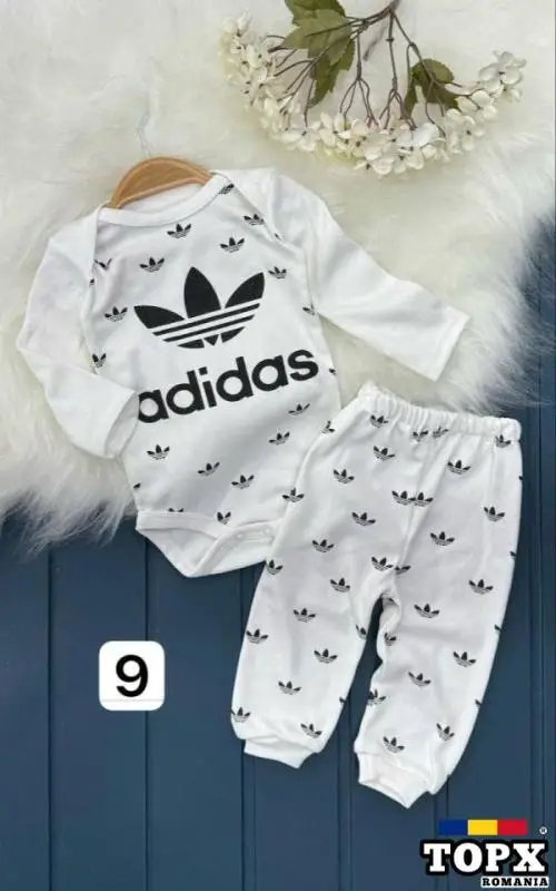 Compleuri bebelusi! Body +pantaloni ! Nr 1: 3 luni  3 luni  6 luni  6 - 3