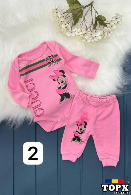 Compleuri bebelusi! Body +pantaloni ! Nr 1: 3 luni  3 luni  6 luni  6 - 4