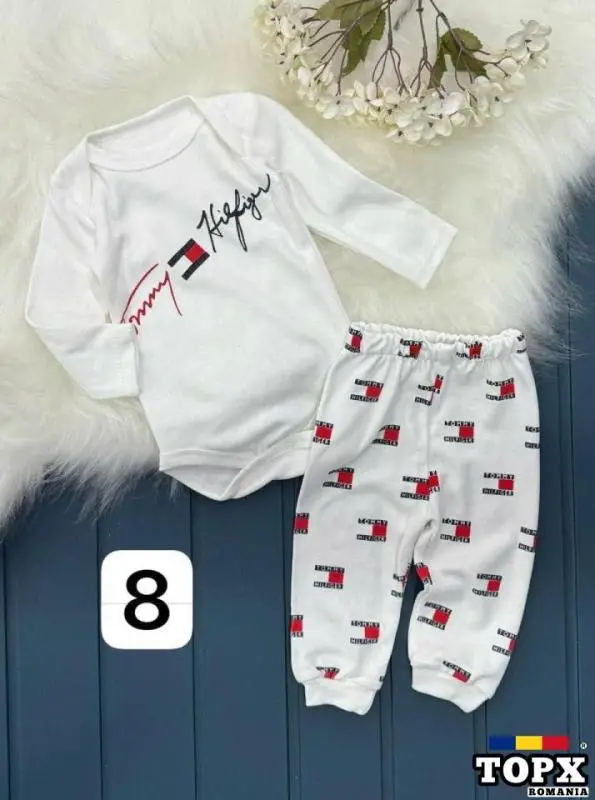 Compleuri bebelusi! Body +pantaloni ! Nr 1: 3 luni  3 luni  6 luni  6 - 6