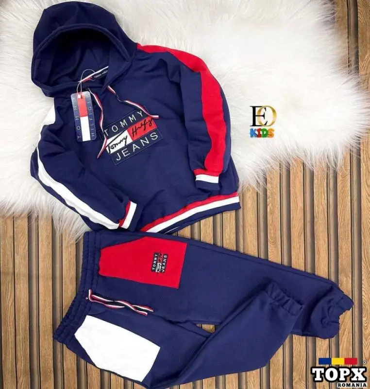 Hainute copiiUltimele bucati pe stoc! Poza 1: 6-7(122 cm) Poza 2: 5