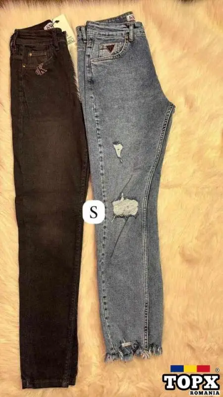 Set 2 perechi blugi Mărimi pe poze 130 lei set