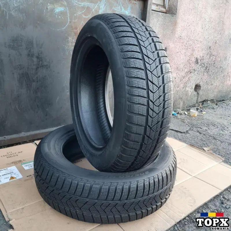 2 Cauciucuri ca noi Pirelli 205 60 R17 M+S