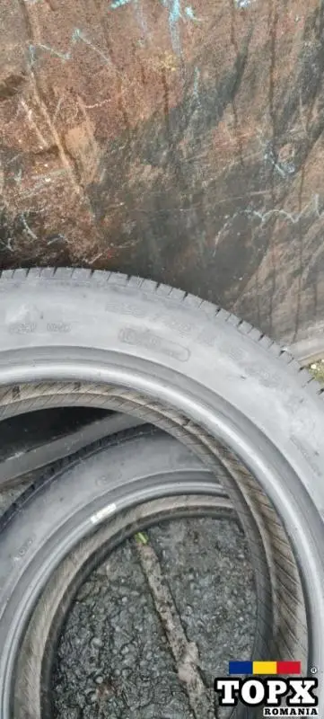 2 Anvelope Michelin 235 55 R19 de vara  impecabile.