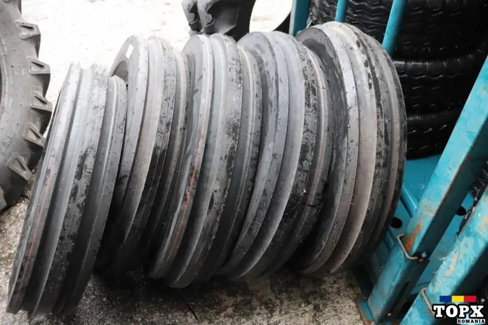 Cauciucuri noi 7.50-16 BKT TF9090 anvelope tractor fata