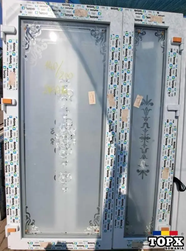 Uși duble din PVC cu sticla TERMOPAN (in stoc si pe comanda)