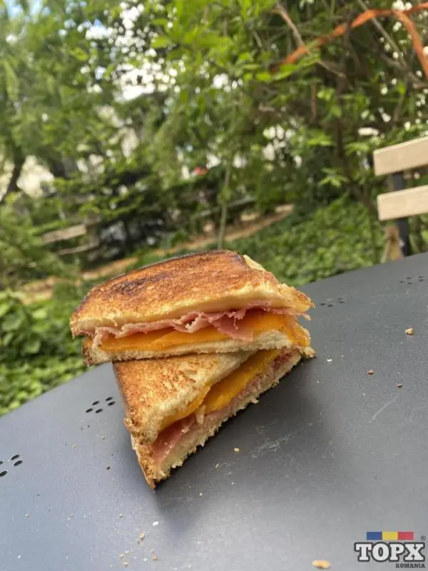 Ajutor bucatar / lucrator comercial sector alimentar