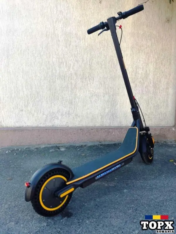 Trotineta electrica sigilata cu sacun si roti de 10 inch 350v42v13a