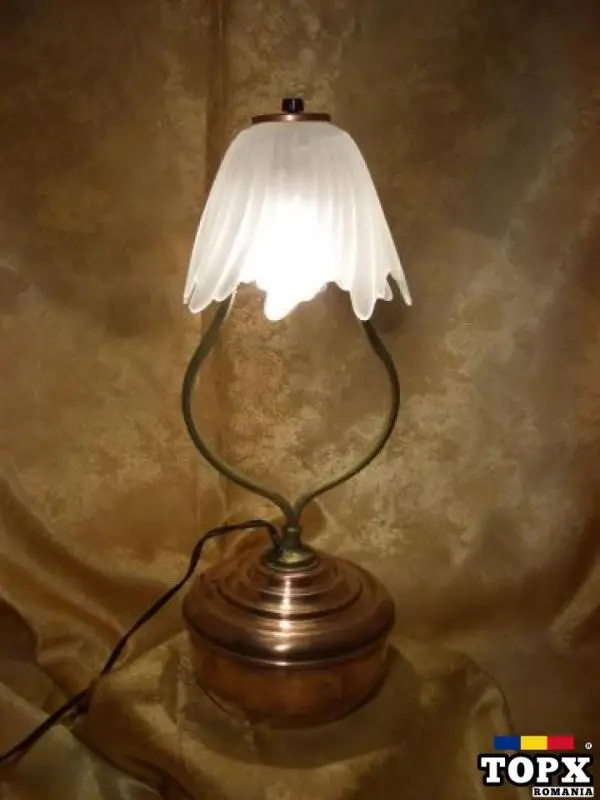 Lampa-Veioza Stil Victorian  Cupru-Opalina  Vintage
