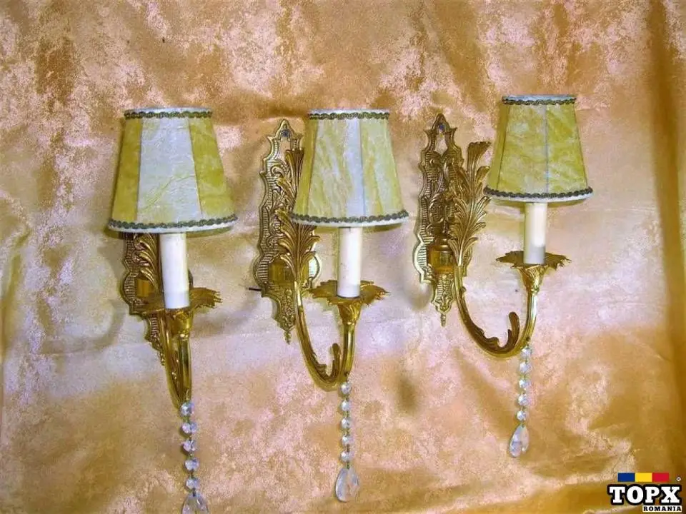 Trei aplice perete  stil Napoleon 3  Versailles bronz dore vintage