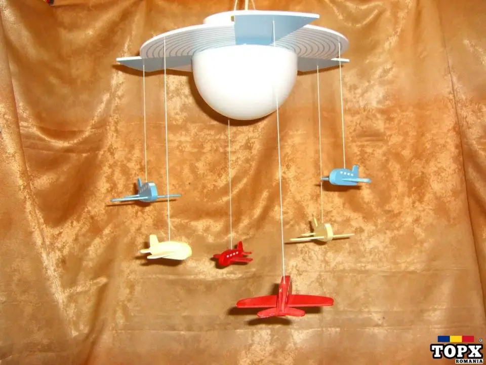 Lustra  plafoniera camera copii  Philips  avioane  vintage
