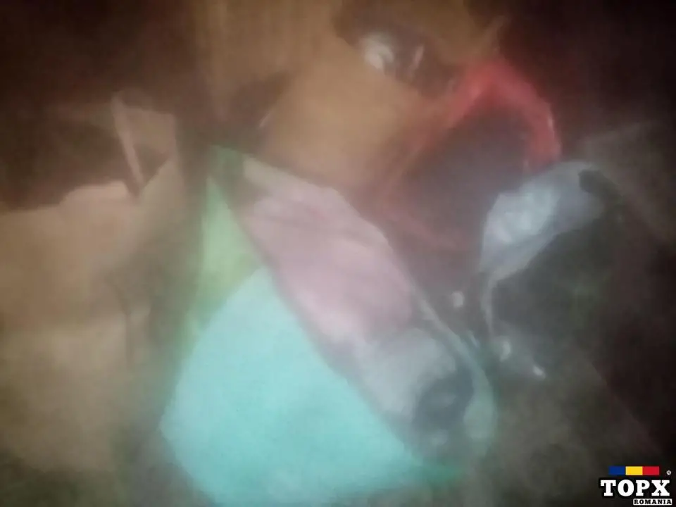 Vand saci și plase îmbrăcăminte și încălțăminte