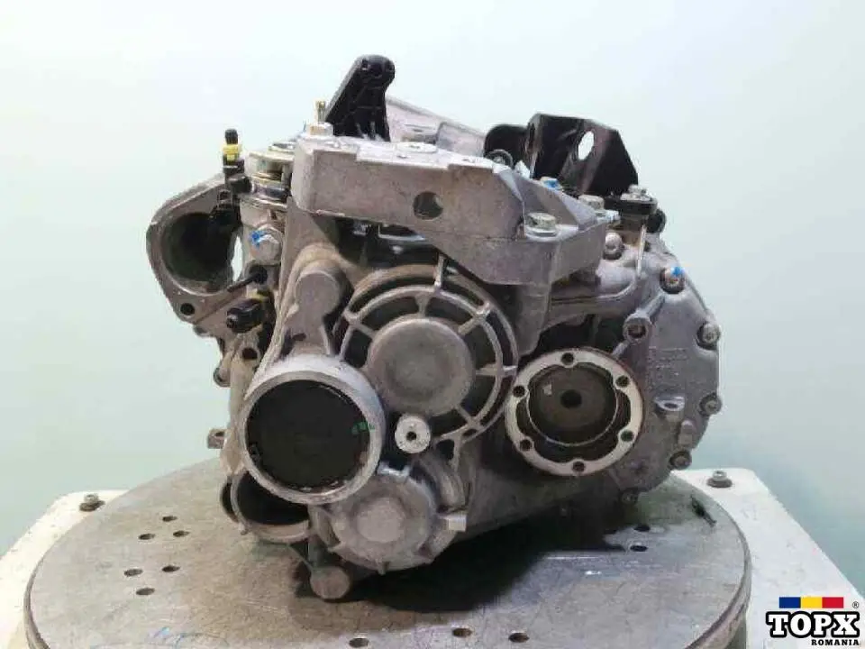 Cutie vitete Skoda Octavia 2.0 TDI; 6 + 1 trepte