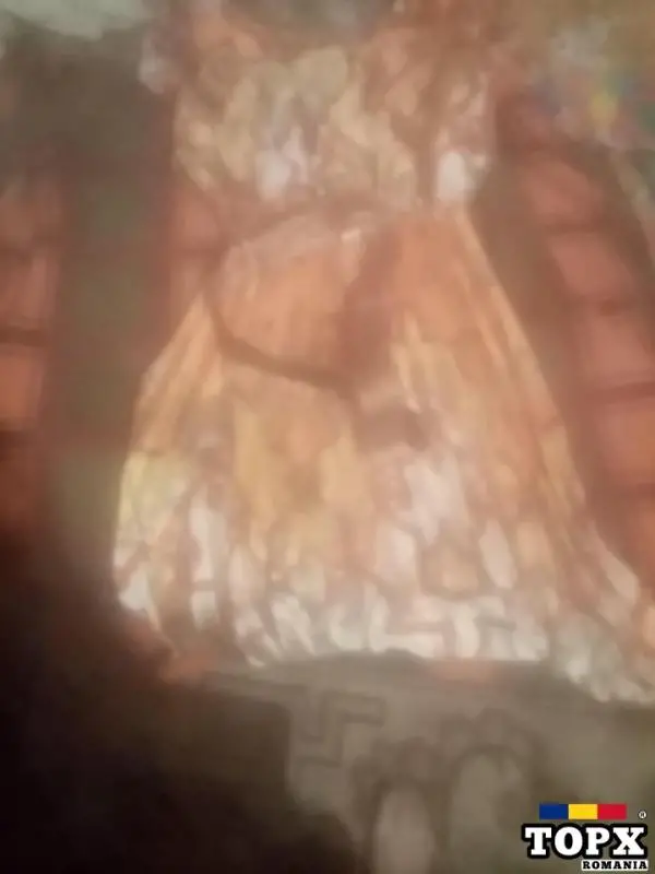 Vând rochiță deosebita