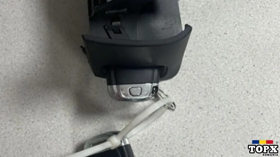 CONTACT AUDI A5 COUPE 3.0 TDI 2011 COD 8K0 909 131 D / 8K0909131D