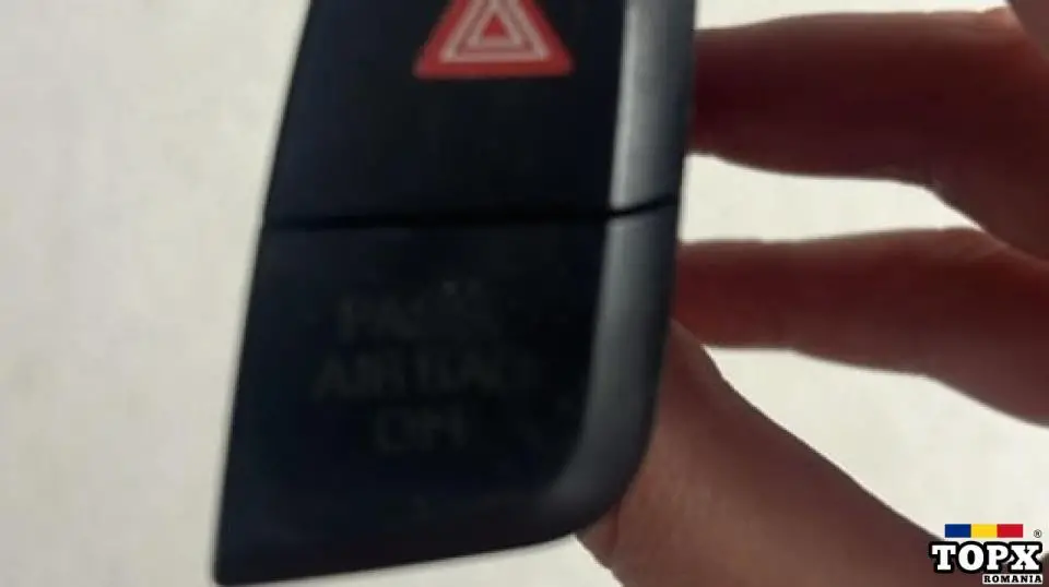 BUTON AVARIE AUDI A5 COUPE 2011