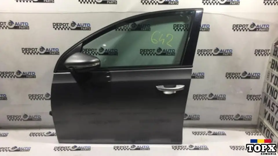 Usa stanga fata dezechipata Volkswagen Golf 6 hatchback cod culoare LA7T
